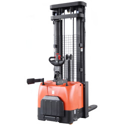 Chariot élévateur...